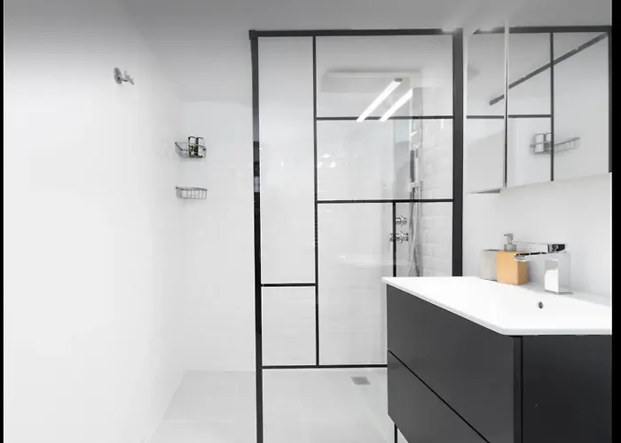 Relaxing Nest With Hydromassage Shower Appartement