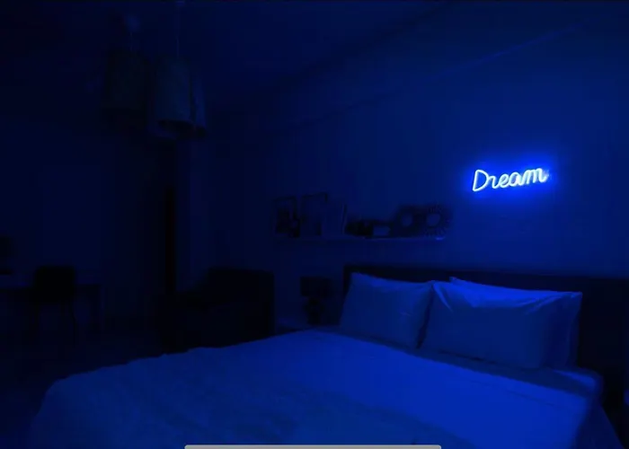 Relaxing Nest With Hydromassage Shower Appartement